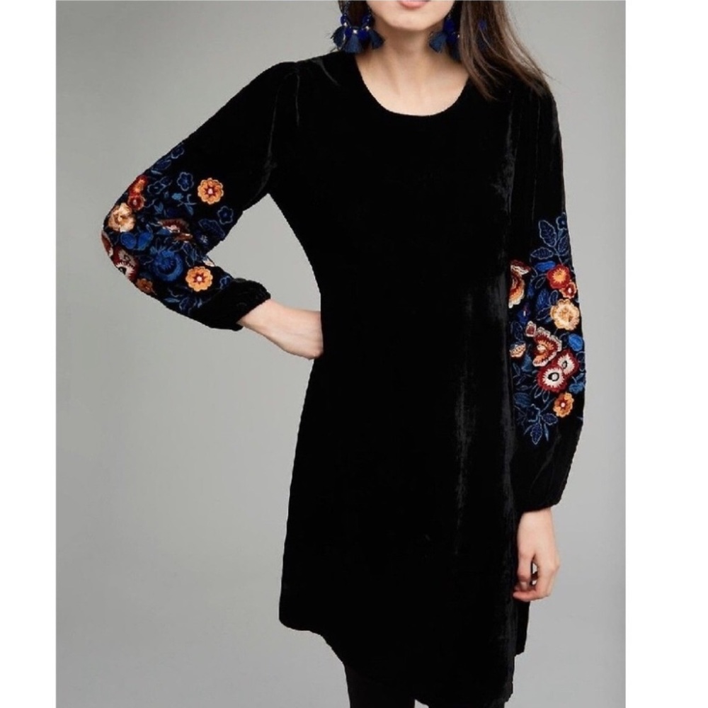 Anthropologie Seen Worn Kept Michie Embroidered Floral Velvet Dress Black 4